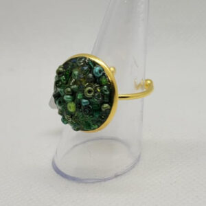 Anillo redondo en base de metal dorada RP063
