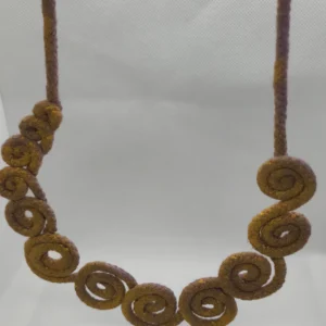 Collar tela 107