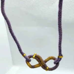 Collar tela 108